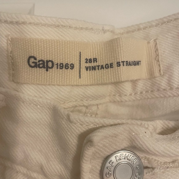 GAP Vintage Straight Distressed Denim - Picture 3 of 6